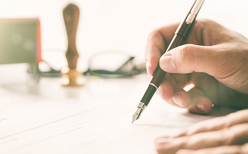 �Ӱ����Ƹ�ú�ͬ