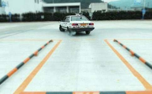 �{У�ˌW(xu��)��Ո(q��ng)��(sh��)��ͨ��9ƪ��