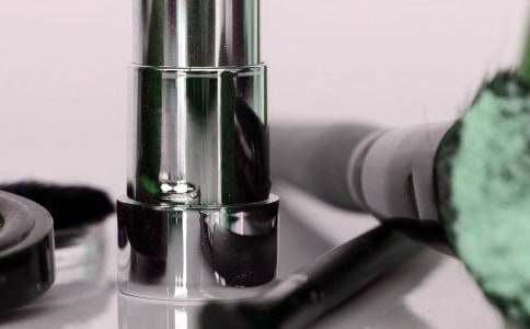 最新口紅廣告詞吸引人