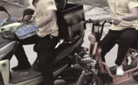 ���uС��Ĺ�������