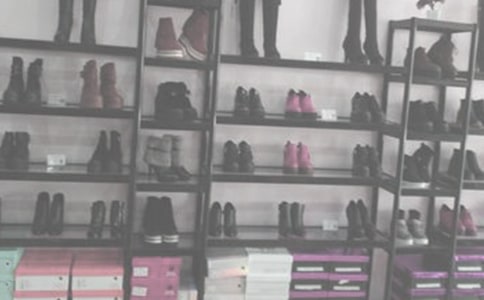 跑得快鞋店的經(jīng)典童話故事